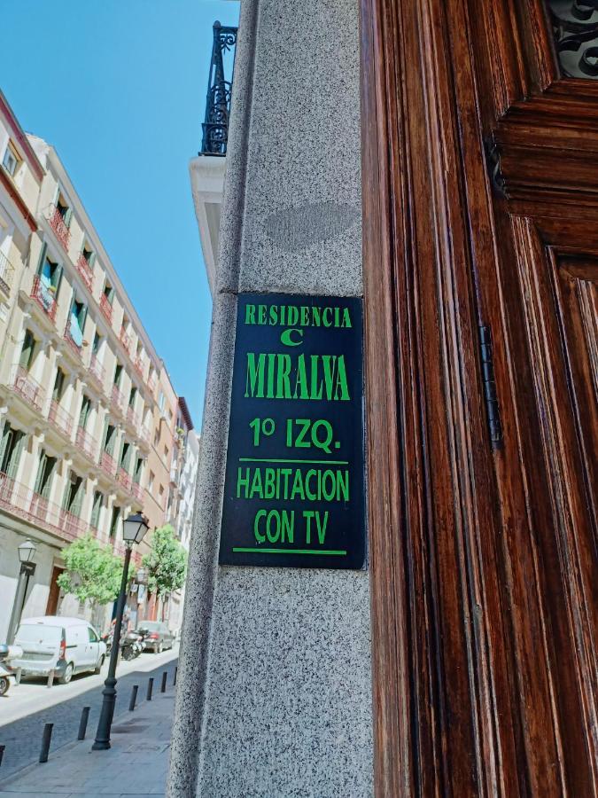 Hostal Miralva Madrid Kültér fotó